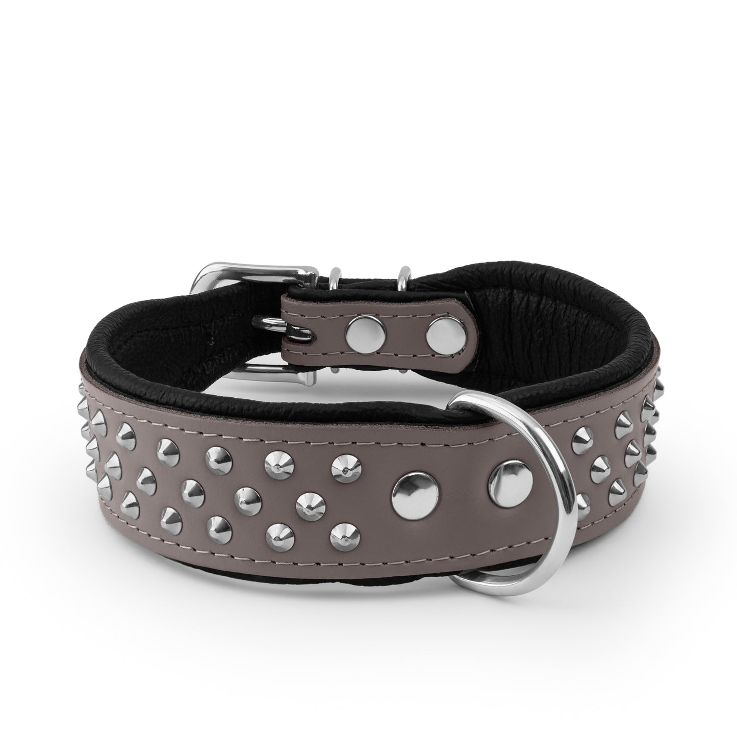 Leather collar with studs